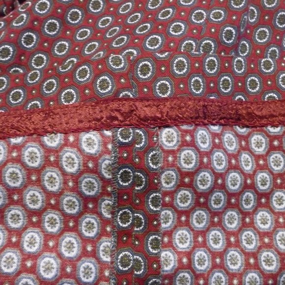 Unworn Bristol County blouse/skirt set - Picture 8 of 11